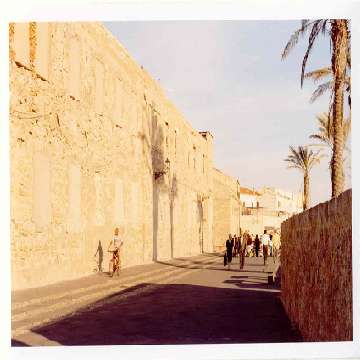 Alghero, passaggiata lungo i bastioni [360x360]