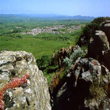 Lunamatrona, veduta del paese dalla località Monti [360x360]