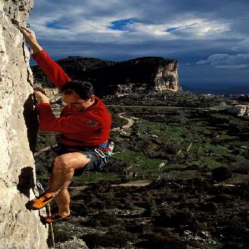 20090107/Cocco_Saba/falesie_free_climbing/falesie-free-climbing-spheraimages-mattia-vacca-Ulassai_01 [360x360]