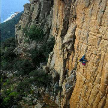 20090107/Cocco_Saba/falesie_free_climbing/falesie-free-climbing-spheraimages-mattia-vacca-141a26 [360x360]