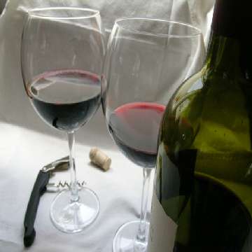 20100524/ARCHIVIO 1/vino cantina enologia bicchiere calice 11 [360x360]