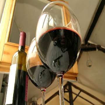 20100524/ARCHIVIO 1/vino cantina enologia bicchiere calice 20 [360x360]