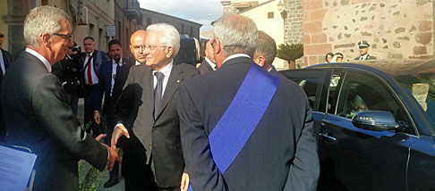 Il presidente Pigliaru accoglie il presidente della Repubblica Mattarella