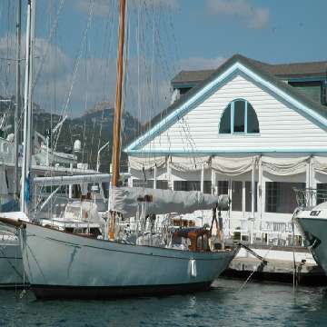 20091028/AMBIENTAZIONI/BARCHE/barche yacht club portorotondo costa smeralda [360x360]