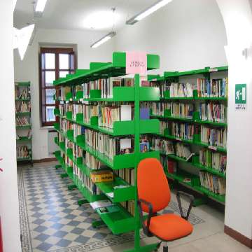 20110925/Villasalto/interno biblioteca/interno biblioteca [360x360]